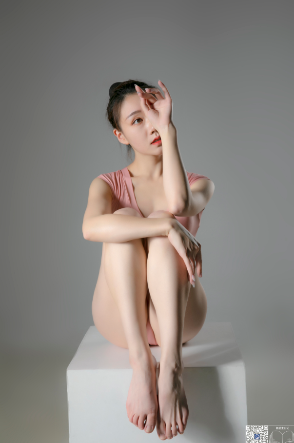 [GALLI嘉丽]舞蹈生日记 033 – 黄琪[37P／109MB]