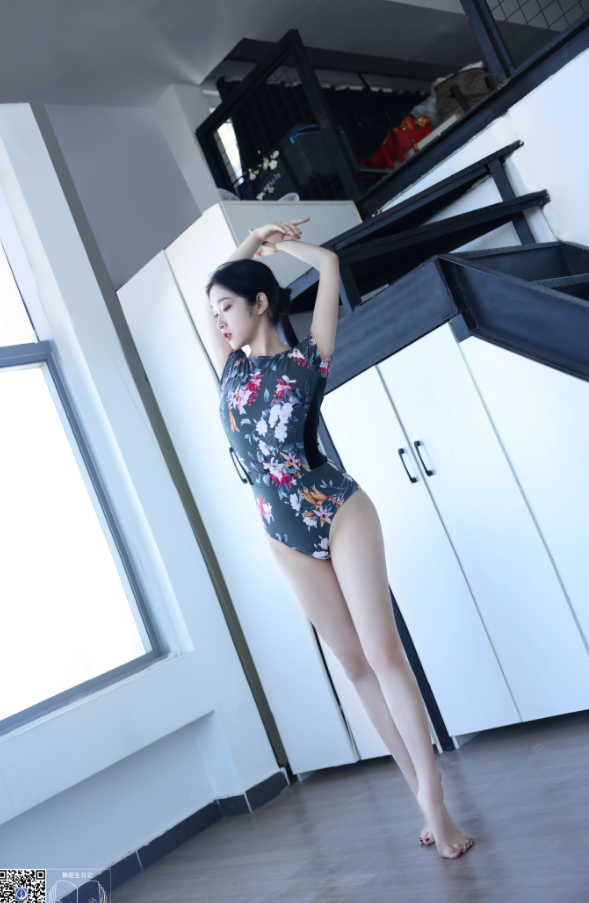 [GALLI嘉丽]舞蹈生日记 049 – 珊珊[42P／312MB]