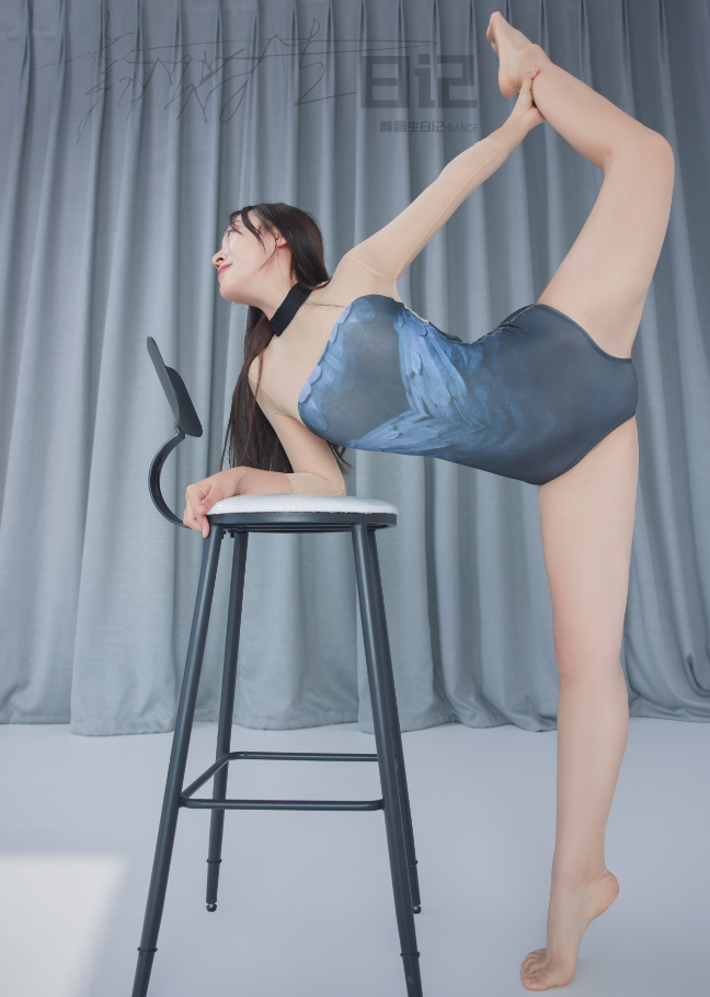 [GALLI嘉丽]舞蹈生日记 079 – 美茹[49P／122MB]