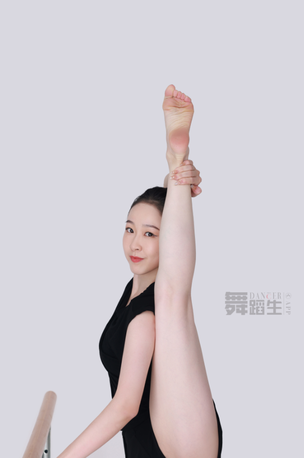 [GALLI嘉丽]舞蹈生日记 087 – 婀娜多姿 景思佳[41P／228MB]