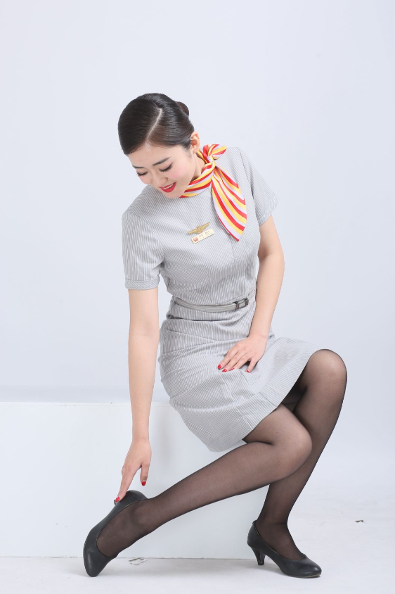 空姐棚拍第十四套 169P 2.54G