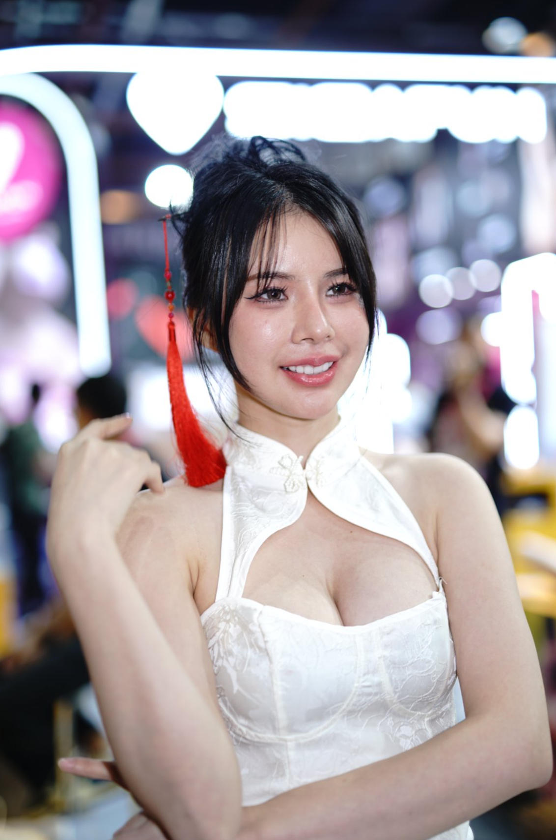 【终身会员免费】2025广州成人展X文化博览会2000P150V 70G