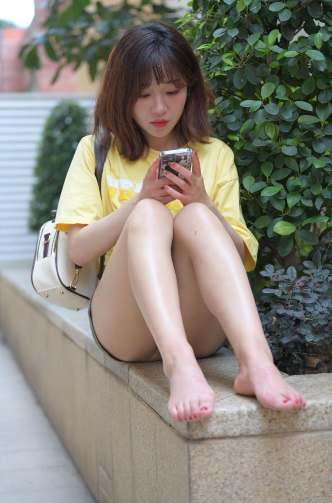 魔镜街拍 绿色超短包臀裙短发女孩842P1V 25.39G