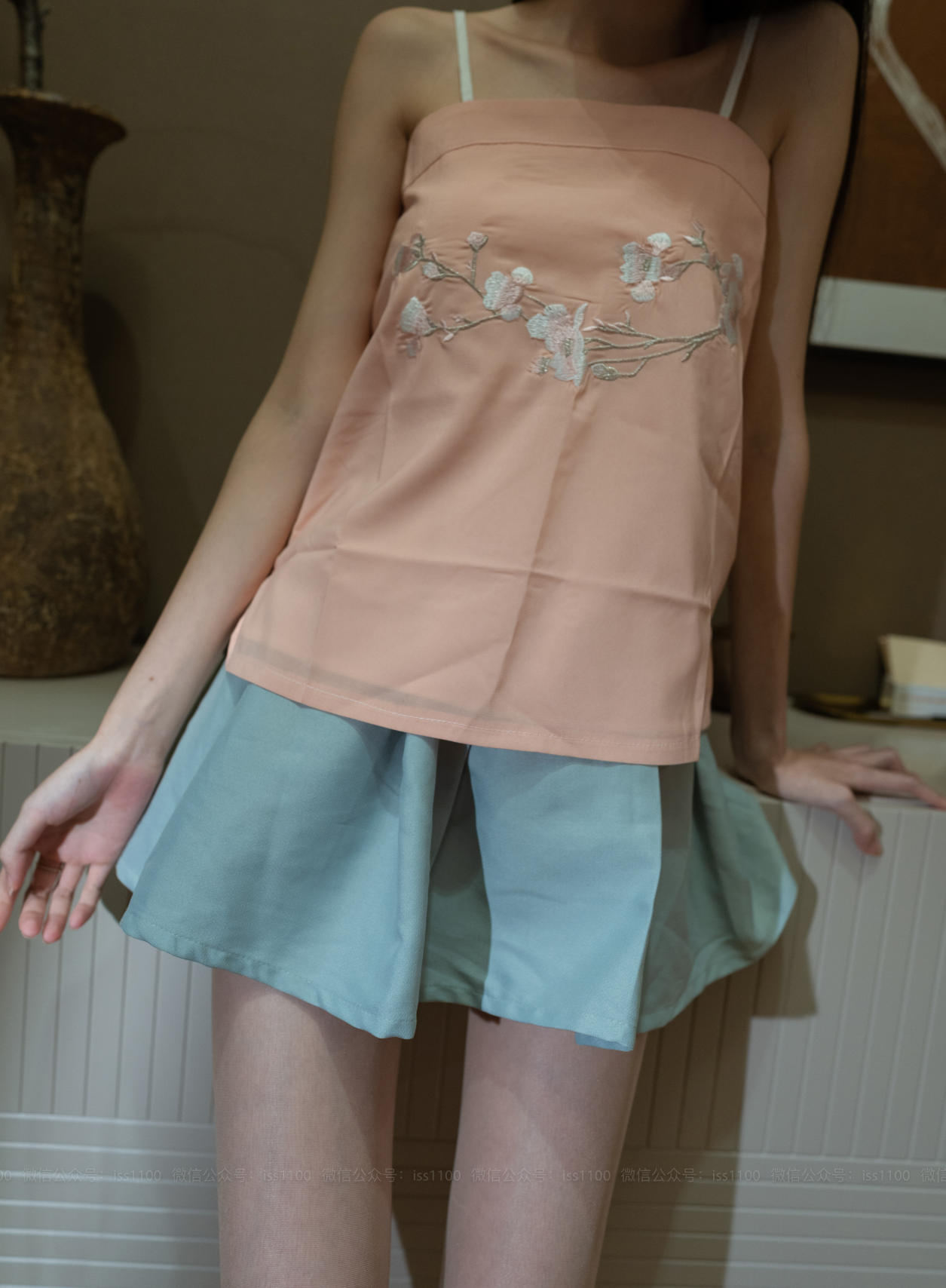 ISS 040 酸酸 汉服 111P1V